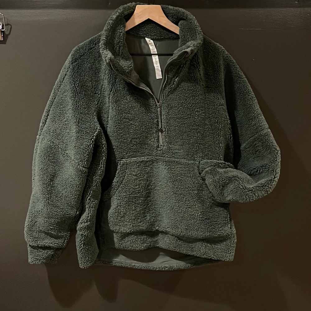 LULULEMON hunter green fleece